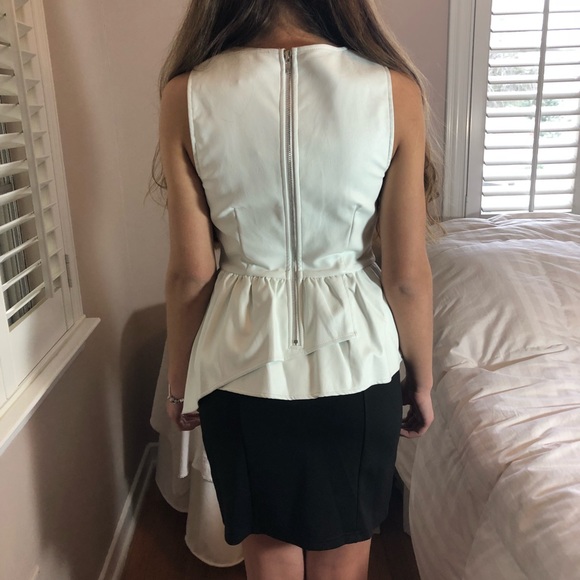 Solddd Outtt - Picture 4 of 4